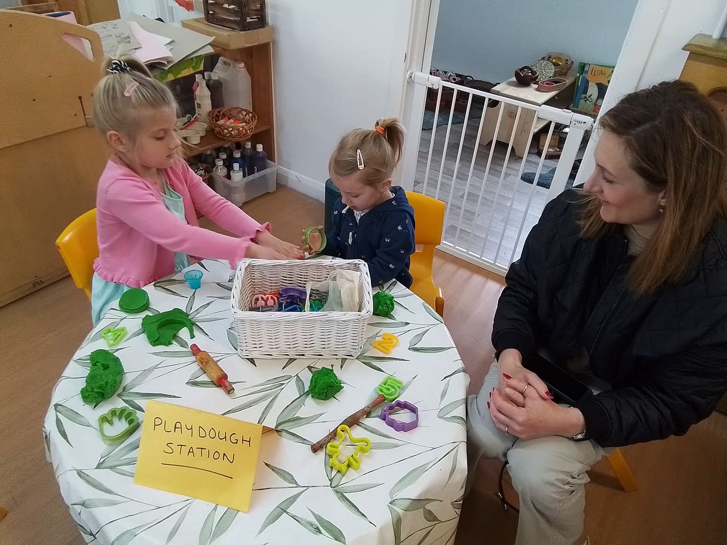 Enchanted Lands Day Nursery Parents Kingsbury Nursery School
